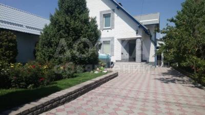 Продаю дом 250 м2, Джантошева/Шукурова, б/п    .