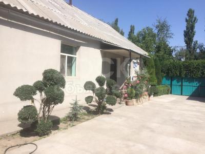 Продаю дом 8-ком. 200 кв мкв. м., этаж-1, 18-сот., стена другое, Село Новопокровка, ул. Ленина, 228.