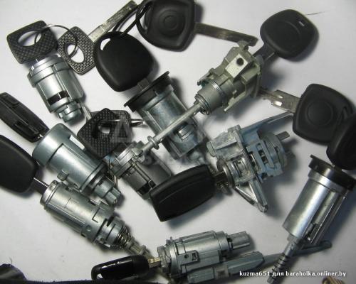 Аварийное Вскрытие Авто, Изготовление Ключей и Чип-Ключей Ремонт замков