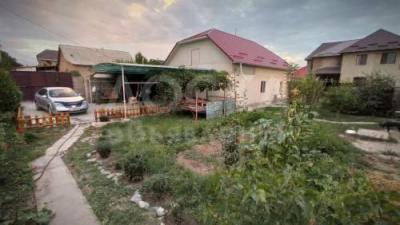 Продаю дом 4-ком. 90кв. м., этаж-1, 5-сот., стена саман, Ак орго.