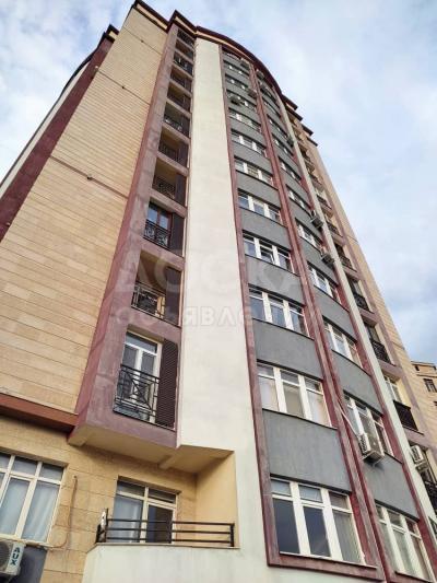 Продаю 3-комнатную квартиру, 117кв. м., этаж - 10/10, Магистраль/Манаса.