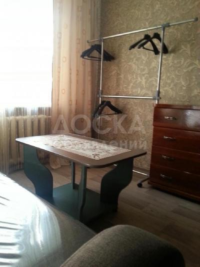 Продаю 1-комнатную квартиру, 30 квкв. м., этаж - 1/4, Проспект мира 63.