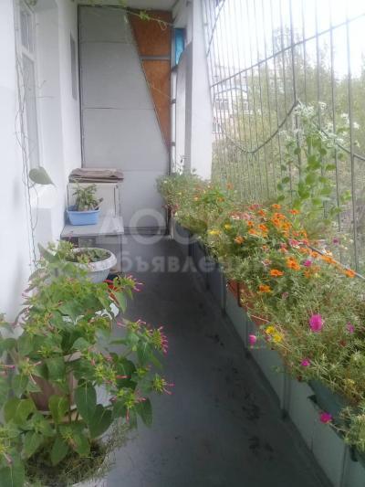 Продаю 3-комнатную квартиру, 65кв. м., этаж - 5/5, Чокморова /Усенбаева.