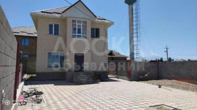 Продаю дом 5-ком. 160кв. м., этаж-2, 4-сот., стена кирпич, ж.м. кок-жар.