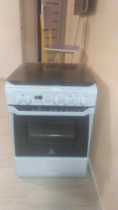 Продаю газовую плиту "Indesit", 11 000 сом