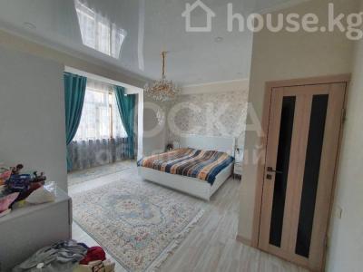 Продаю 4-комнатную квартиру, 125кв. м., этаж - 10/10, Магистраль-Сухэ-батора.