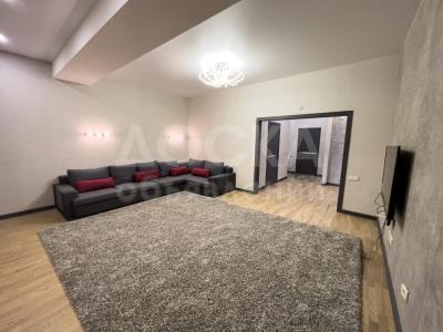 Продаю 3-комнатную квартиру, 108кв. м., этаж - 4/10, Джал Магистраль/Тыналиева.