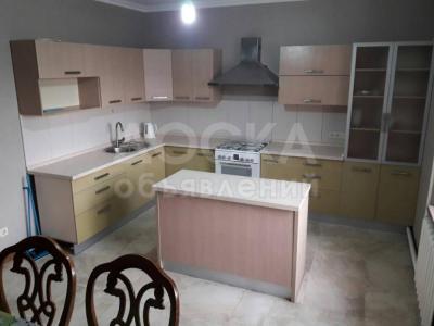 Продаю дом 1-ком., 254кв. м., этаж-2, 15-сот., стена кирпич, Орто - Сай.