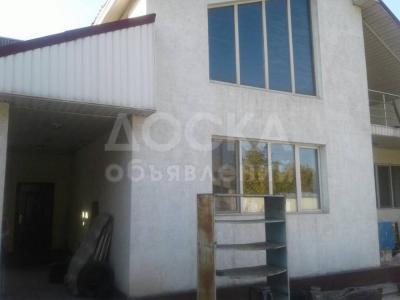 Продаю дом 5-ком., 150кв. м., этаж-2, 5-сот., стена кирпич, с. Лебединовка.