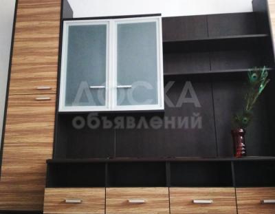 Продаю большой шкаф для гостинной!