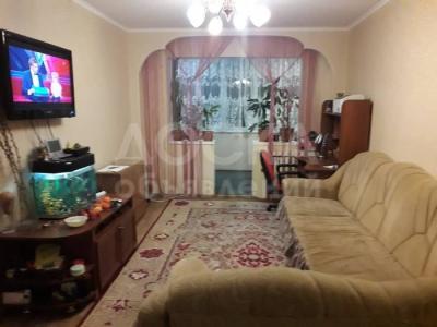 Продаю 3-комнатную квартиру, 58кв. м., этаж - 2/4, 6мкр.