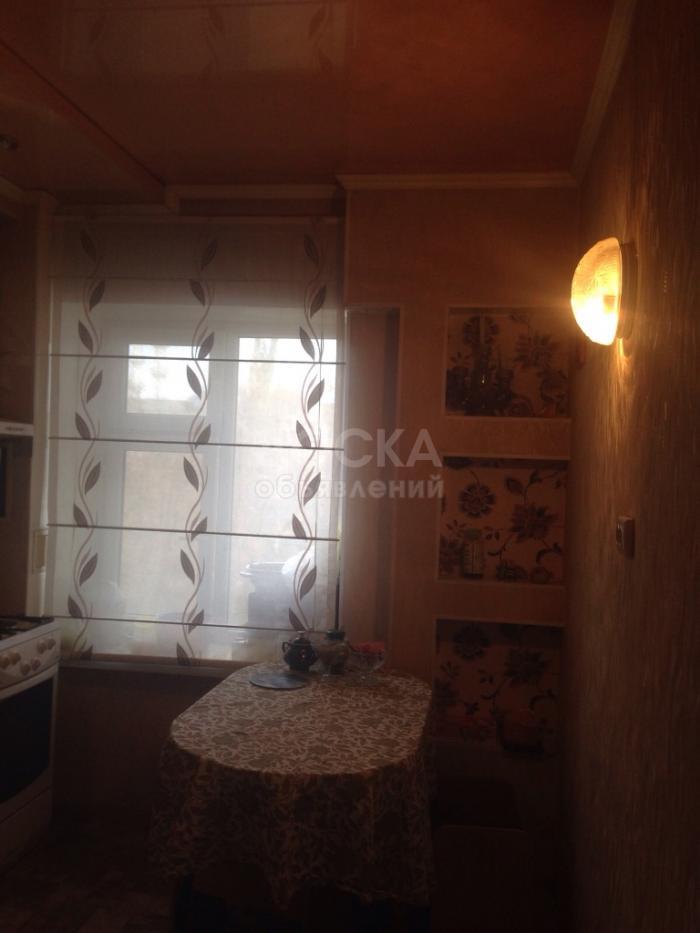 Продаю квартиру 4-ком., 80кв. м., этаж - 4/5, Бишкек,