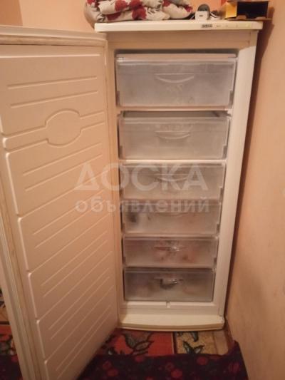 Продаю морозильник в отличном состоянии почти новый срочно
