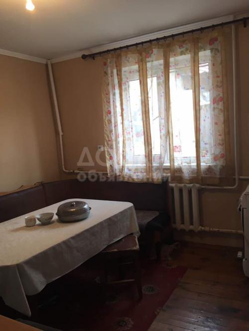 Продаю дом 6-ком., 140кв. м., этаж-2, 5-сот., стена кирпич, Ак-Орго.