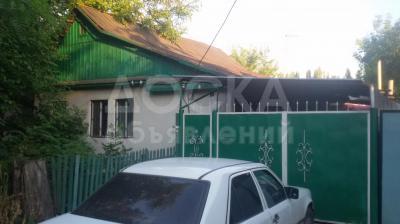 Продаю дом 4-ком., 80кв. м., этаж-1, 8-сот., стена другое, горький 41 .