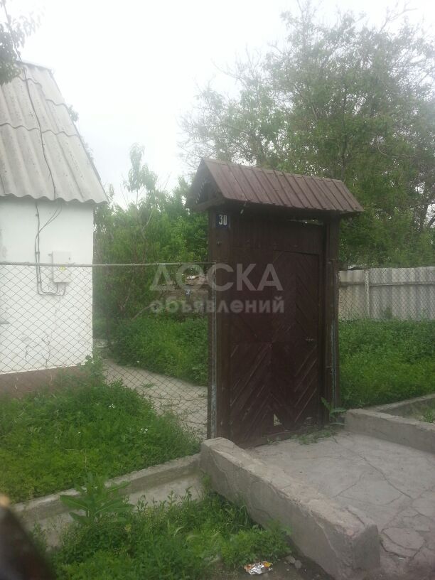 Продаю 4-ком., 50кв. м., этаж-1, 2.5-сот., стена саман, ул. Арзыматсккая,