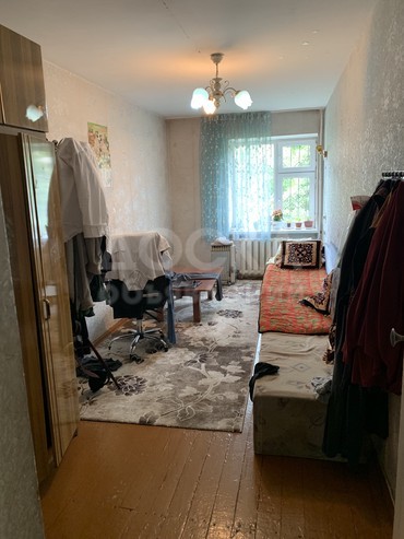 Продаю 4-комнатную квартиру, 142кв. м., этаж - 9/10, Советская-Горького.