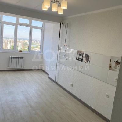 Продаю 3-комнатную квартиру, 120кв. м., этаж - 10/10, Карла Маркса/Медерова.