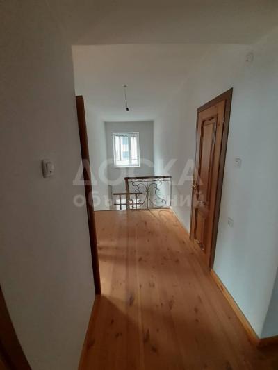 Продаю 5-комнатную квартиру, 187кв. м., этаж - 5/6, Ахунбаева/Бакаева.