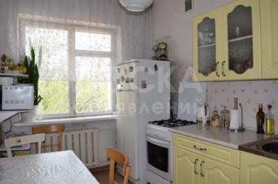 Продаю 4-комнатную квартиру, 79кв. м., этаж - 5/5, Боконбаева - Турусбекова.