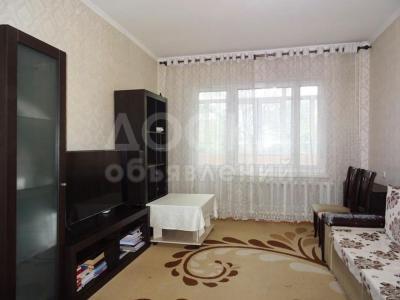 Продаю 3-комнатную квартиру, 60кв. м., этаж - 2/5, Городок Энергетиков (Салиева/Ауэзова).