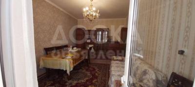 Продаю 3-комнатную квартиру, 84кв. м., этаж - 5/5, Аларчинская 69.