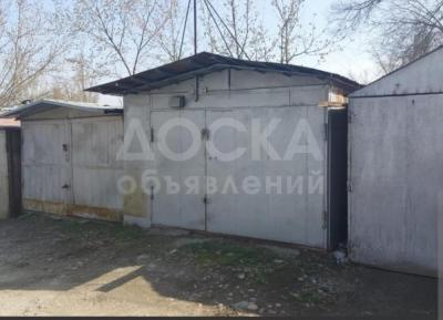 Металлический гараж в гаражном кооперативе 44  Суюмбаева Боконбаевой. Суюмбаева Боконбаевой.