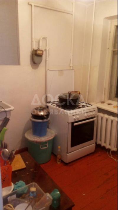 Продаю квартиру 2-ком., 42кв. м., этаж - 2/4, Игамбердиева/Лев Толстой.