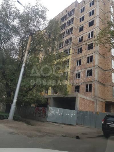 Продаю 2-комнатную квартиру, 66кв. м., этаж - 7/9, Киевская 206,/Уметалиева.