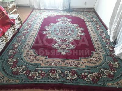 Срочно продаю ковёр фирмы Мадонна, Натуральная шерсть. Размер: 3 м  × 4 м. 4000 сом. Торг уместен.