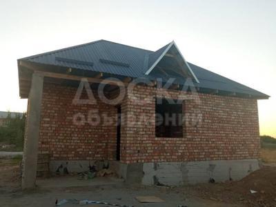 Продаю дом 4-ком. 80 м2кв. м., этаж-1, 4-сот., стена кирпич, Ж/М «Рухий-Мурас».