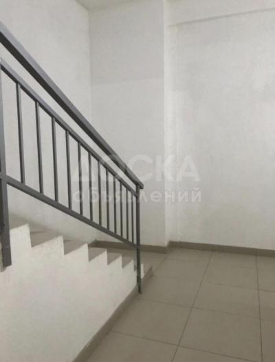 Продаю 2-комнатную квартиру, 80кв. м., этаж - 5/9, Манаса-Фрунзе.