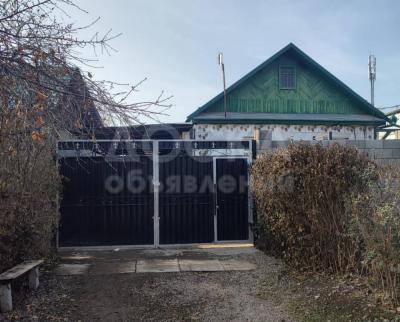 Продаю дом 4-ком. 72кв. м., этаж-1, 8-сот., стена кирпич, район МТФ.