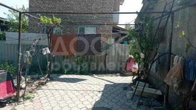 Продаю дом 6-ком. 58кв. м., этаж-1, 6-сот., стена кирпич, Аламединский рынок .