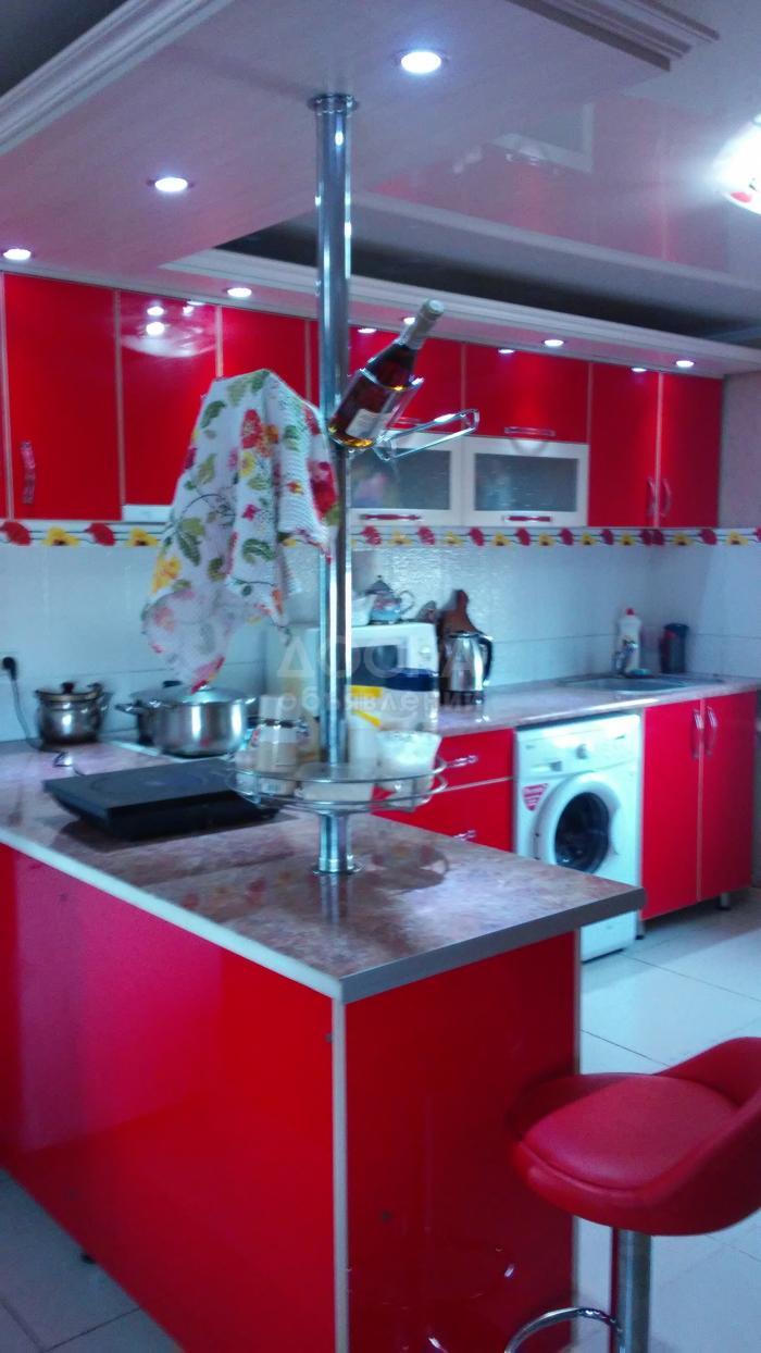 Продается дом (В-Антоновка, в р-не Авторынка)