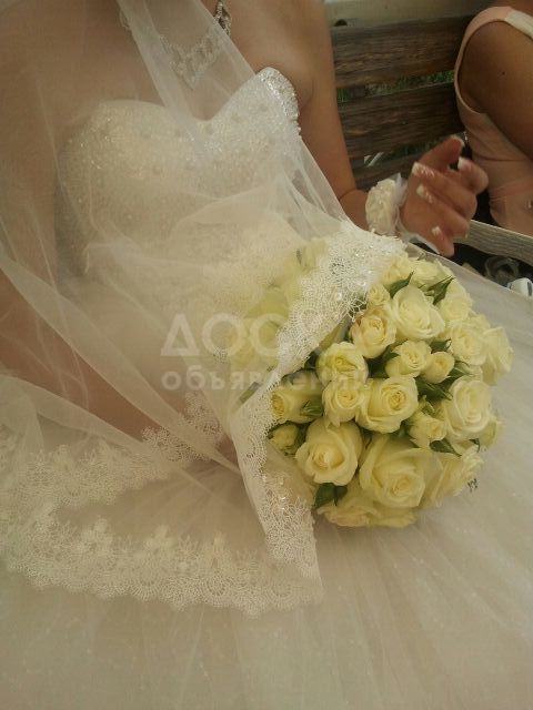 Продаю прекраное свадебное платье!
