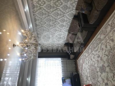 Продаю 3-комнатную квартиру, 100 m2кв. м., этаж - 4/9, Аалы Токомбаева 23/1. Сзади отеля Жаннат .