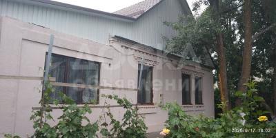 Продаю дом 5-ком. 120кв. м., этаж-1, 12-сот., стена кирпич, Беш-Кунгей.