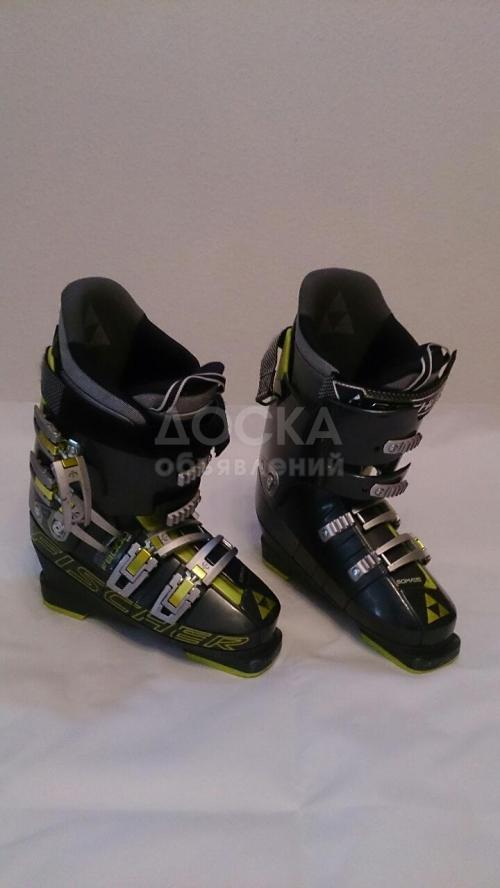 лыжные ботинки