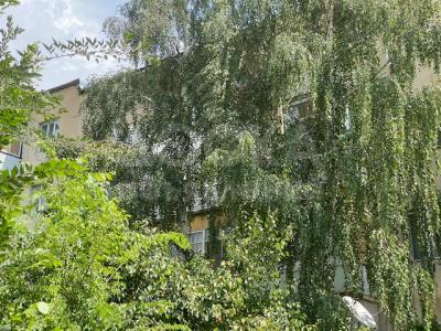 Продаю 3-комнатную квартиру, 70кв. м., этаж - 2/4, Чолпон-Ата! 3-й микрорайон.