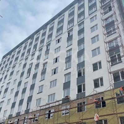 Продаю 2-комнатную квартиру, 71кв. м., этаж - 3/10, Восток-5.