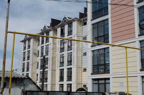 Продаю квартиру 2-ком., 48кв. м., этаж - 2/5, Загорская 54.