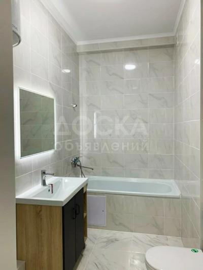 Продаю 2-комнатную квартиру, 52кв. м., этаж - 7/10, жд вокзал.