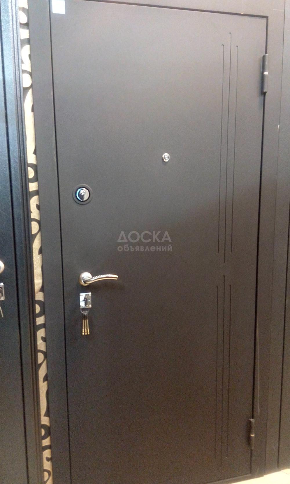 Входная дверь