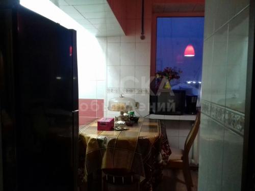 Продаю квартиру 2-ком., 47 кв. м., этаж - 5/5, Киевская Тоголок-Молдо Военторг.