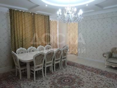 Продаю квартиру 3-ком., 127кв. м., этаж - 4/10, г. Бишкек, пр. Мира/Магистраль.