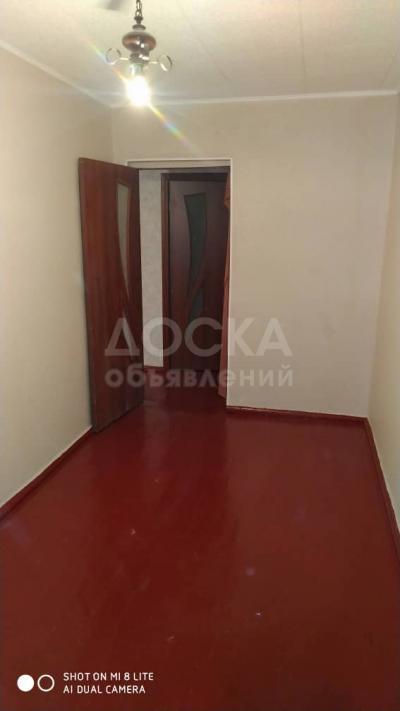 Продаю 3-комнатную квартиру, 54кв. м., этаж - 2/4, 7, ул суеркулова, Бишкек.