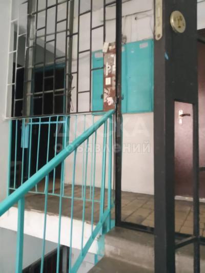 Продаю 1-комнатную квартиру, 34кв. м., этаж - 5/5, Малдыбаева.