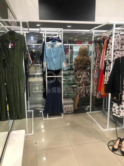 Продаю не дорого . Оборудование для бутика (кронштейны в магазин одежды ) цена договорная Тел:0555 557 744