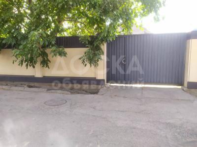 Продаю дом 4-ком. 160кв. м., этаж-2, 10-сот., стена кирпич, Гагарина/Купянская.